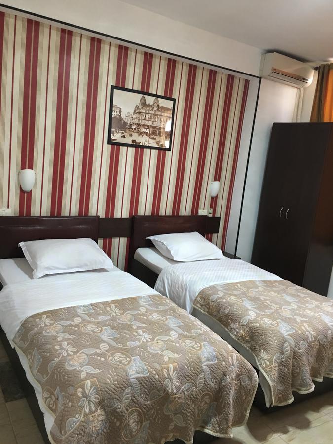 塔克酒店 布加勒斯特 外观 照片